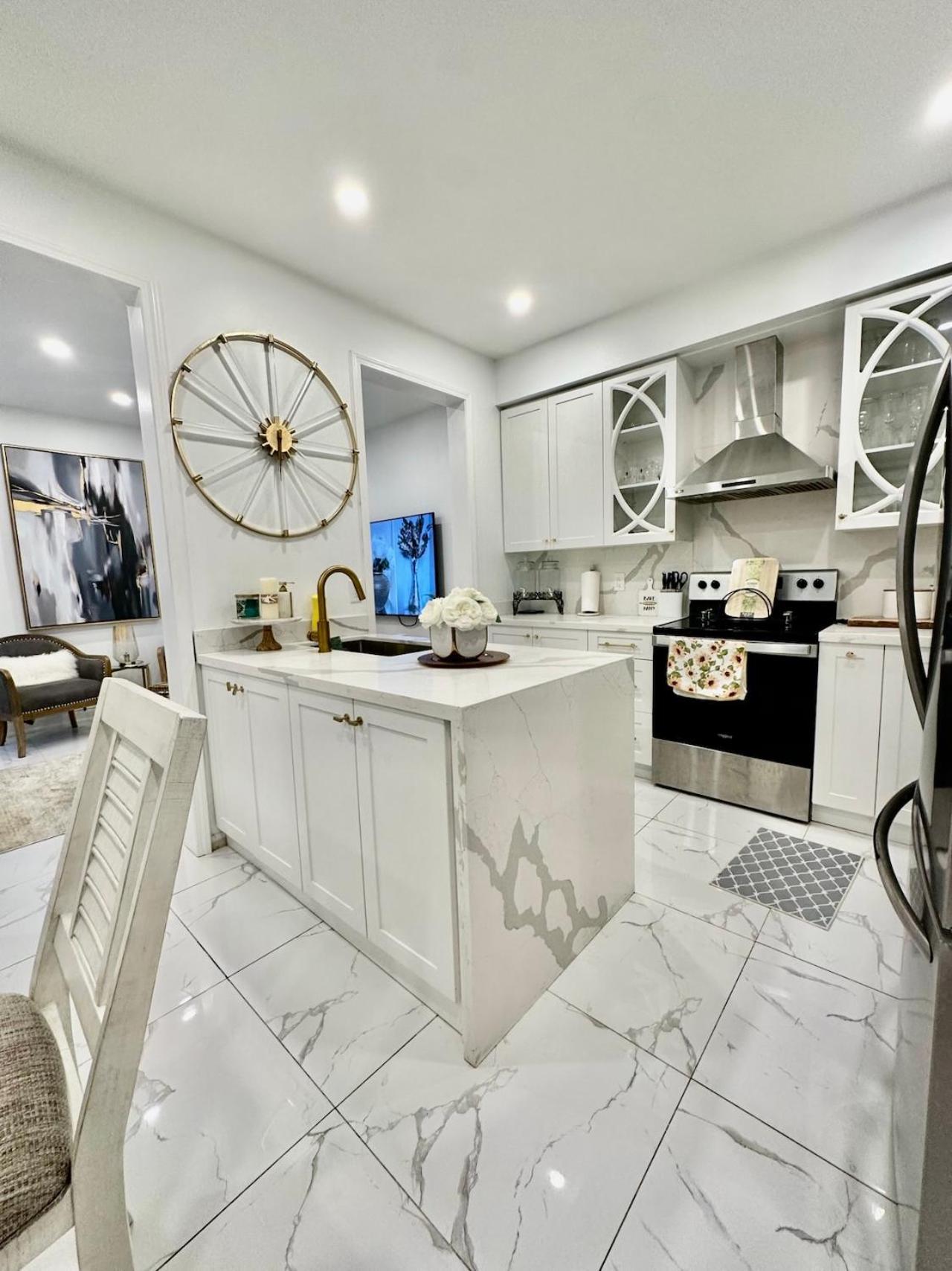 Luxury Home In Toronto Mississauga Exterior photo